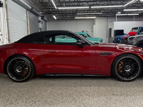 Used 2025 Mercedes-Benz SL 63 AMG 4MATIC w/ AMG Aerodynamics Package image 6