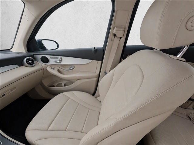 Used 2022 Mercedes-Benz GLC 300 image 25