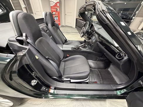 Used 2008 MAZDA MX-5 Miata Touring w/ Suspension Pkg image 35