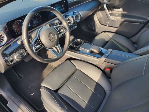 Used 2023 Mercedes-Benz CLA 250 4MATIC image 17