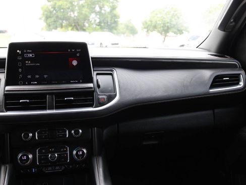 Used 2023 GMC Yukon AT4 AWD/4WD image 26