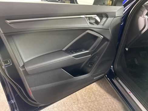 Used 2025 Audi Q3 2.0T Premium w/ Convenience Package image 19