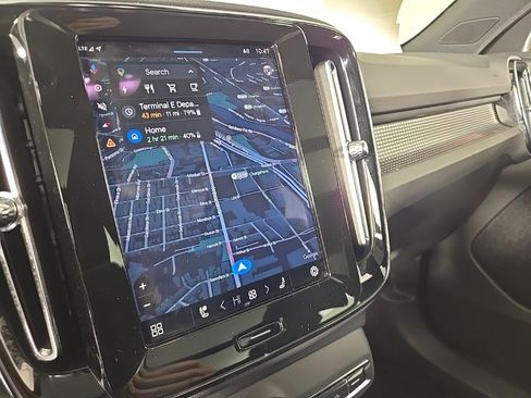 Used 2021 Volvo XC40 P8 Recharge w/ Advanced Package image 28