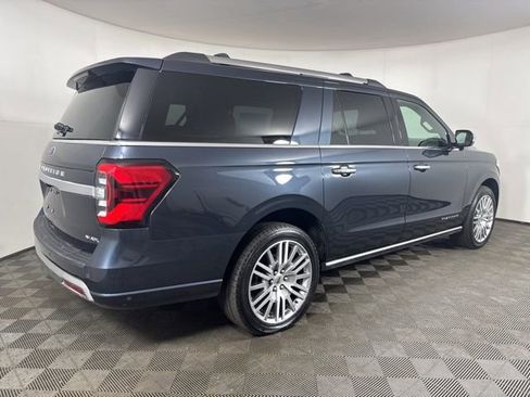 Used 2024 Ford Expedition Max Platinum AWD/4WD image 3