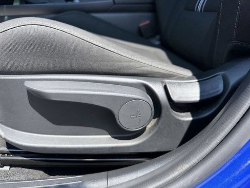 Used 2023 Hyundai Elantra Blue FWD image 13