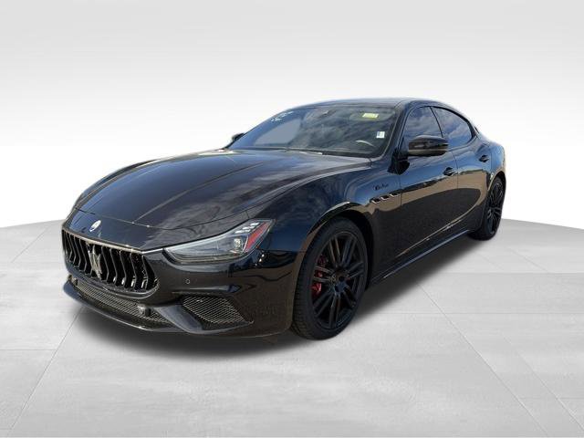 Used 2023 Maserati Ghibli Modena Q4 AWD/4WD image 3