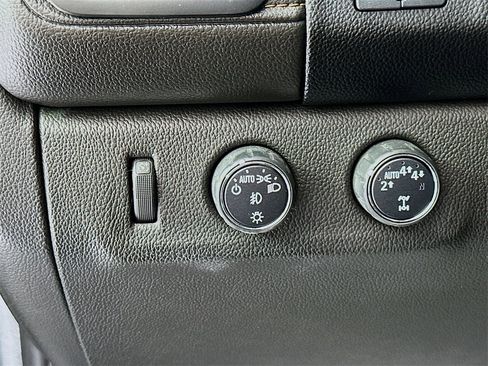 Used 2021 GMC Canyon AT4 image 9