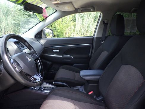 Used 2019 Mitsubishi Outlander Sport ES AWD/4WD image 10