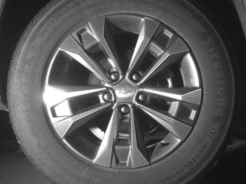 Used 2025 Chevrolet Equinox LT image 15