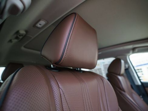 Certified 2026 Acura MDX SH-AWD w/ Advance Package image 19