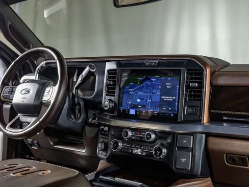 Used 2025 Ford F350 King Ranch image 23