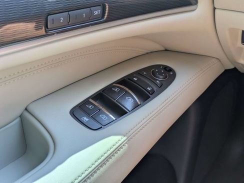 Used 2019 INFINITI QX60 Luxe w/ Essential Package FWD image 25