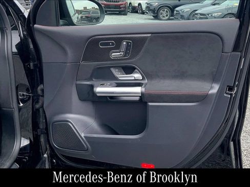 Certified 2023 Mercedes-Benz GLA 250 4MATIC image 25