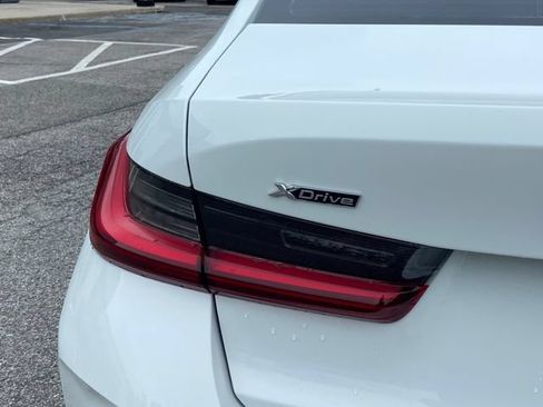 Used 2025 BMW 330i xDrive Sedan w/ Convenience Package AWD/4WD image 33