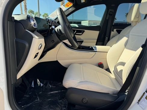 Certified 2023 Mercedes-Benz GLC 300 4MATIC image 13