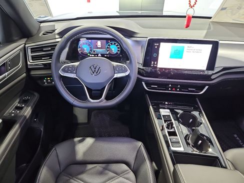 New 2026 Volkswagen Atlas Cross Sport SE AWD/4WD image 15