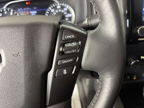 Used 2023 Nissan Frontier SV w/ SV Convenience Package AWD/4WD image 38