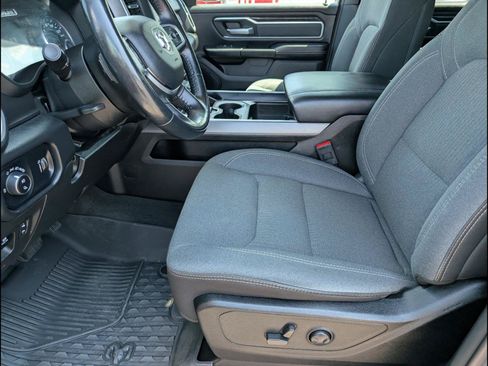 Used 2022 RAM 1500 Big Horn AWD/4WD image 9