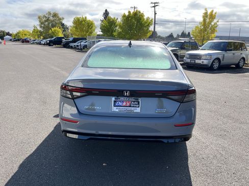 New 2025 Honda Accord Touring image 4