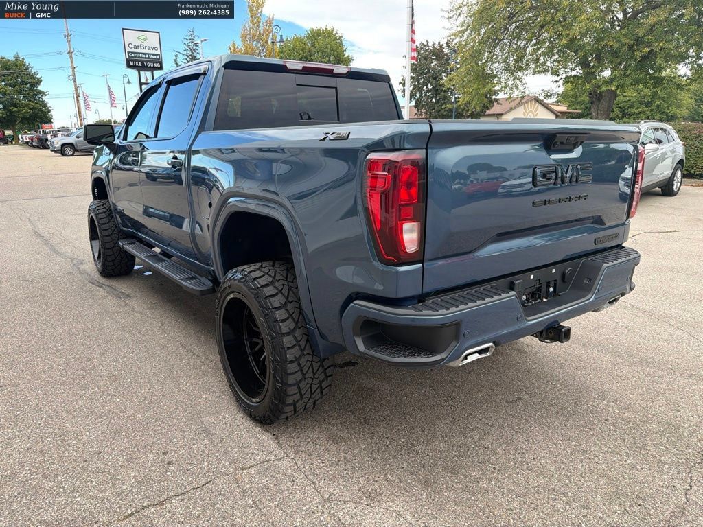 Used 2024 GMC Sierra 1500 Elevation w/ Elevation Premium Package AWD/4WD image 8