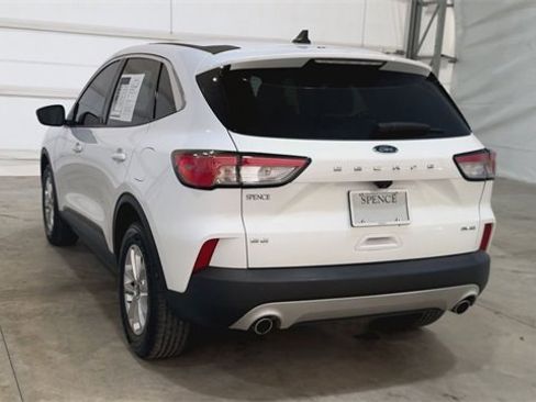 Used 2020 Ford Escape SE image 7