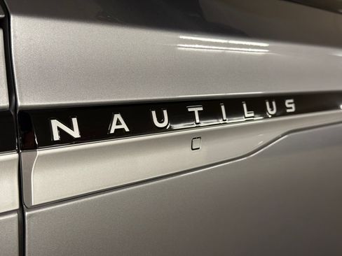 New 2026 Lincoln Nautilus Reserve AWD/4WD image 14