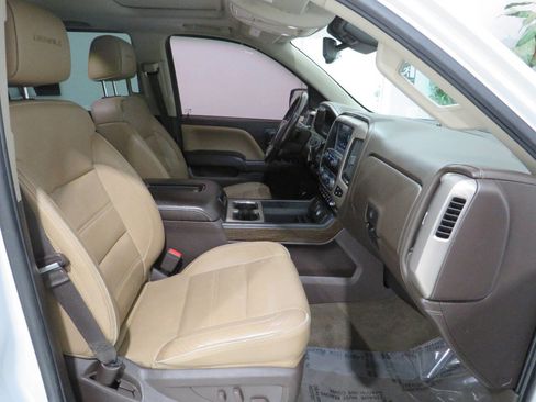 Used 2017 GMC Sierra 1500 Denali image 10