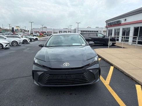 Certified 2025 Toyota Camry LE w/ Convenience Package AWD/4WD image 9