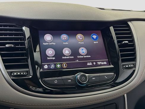 Used 2021 Chevrolet Trax LT w/ Sport Edition image 16