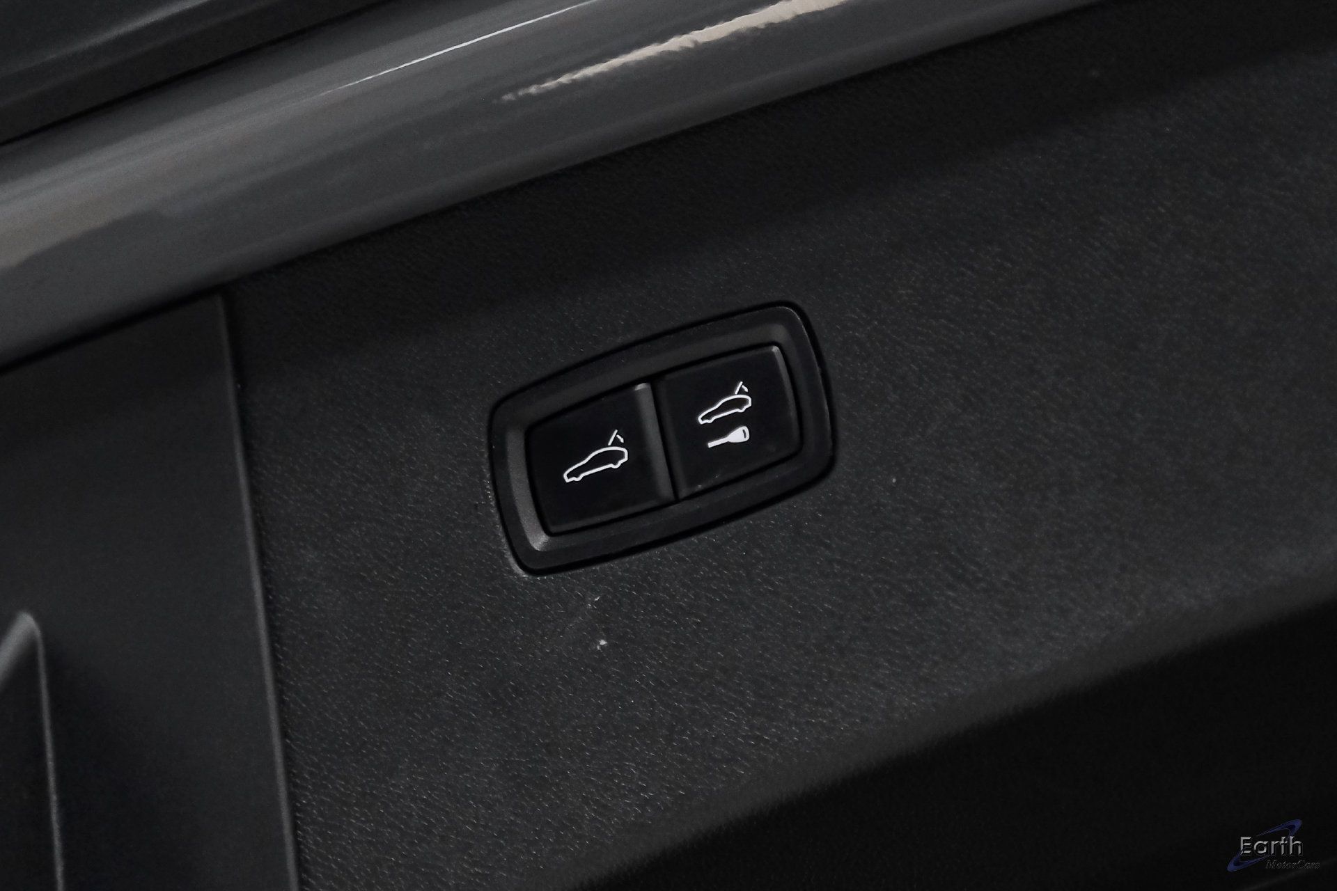 Used 2024 Porsche Cayenne Turbo GT AWD/4WD image 98