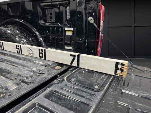 Used 2024 Ford F250 Platinum image 16