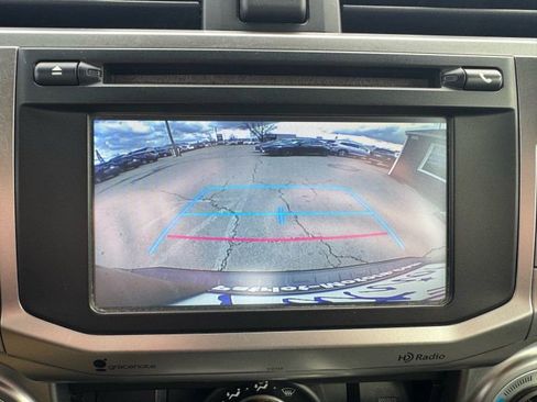 Used 2016 Toyota 4Runner SR5 image 22