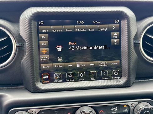 Used 2023 Jeep Wrangler Unlimited Rubicon 4xe w/ Steel Bumper Group image 16