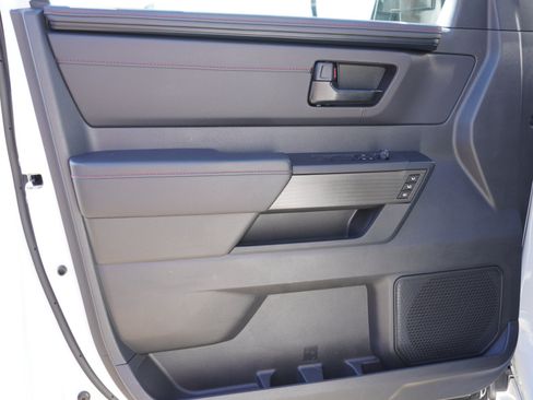 Used 2025 Toyota Sequoia TRD Pro AWD/4WD image 22