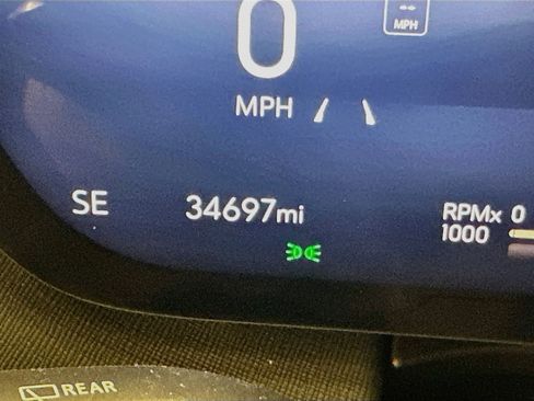 Used 2025 Buick Enclave Preferred AWD/4WD image 19