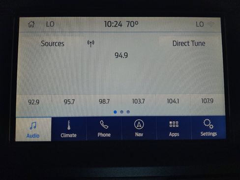 Used 2020 Ford Fusion SE FWD image 25