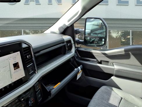 New 2026 Ford F250 XLT w/ XLT Premium Package AWD/4WD image 14
