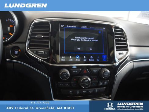 Used 2019 Jeep Grand Cherokee Limited w/ Luxury Group II image 23