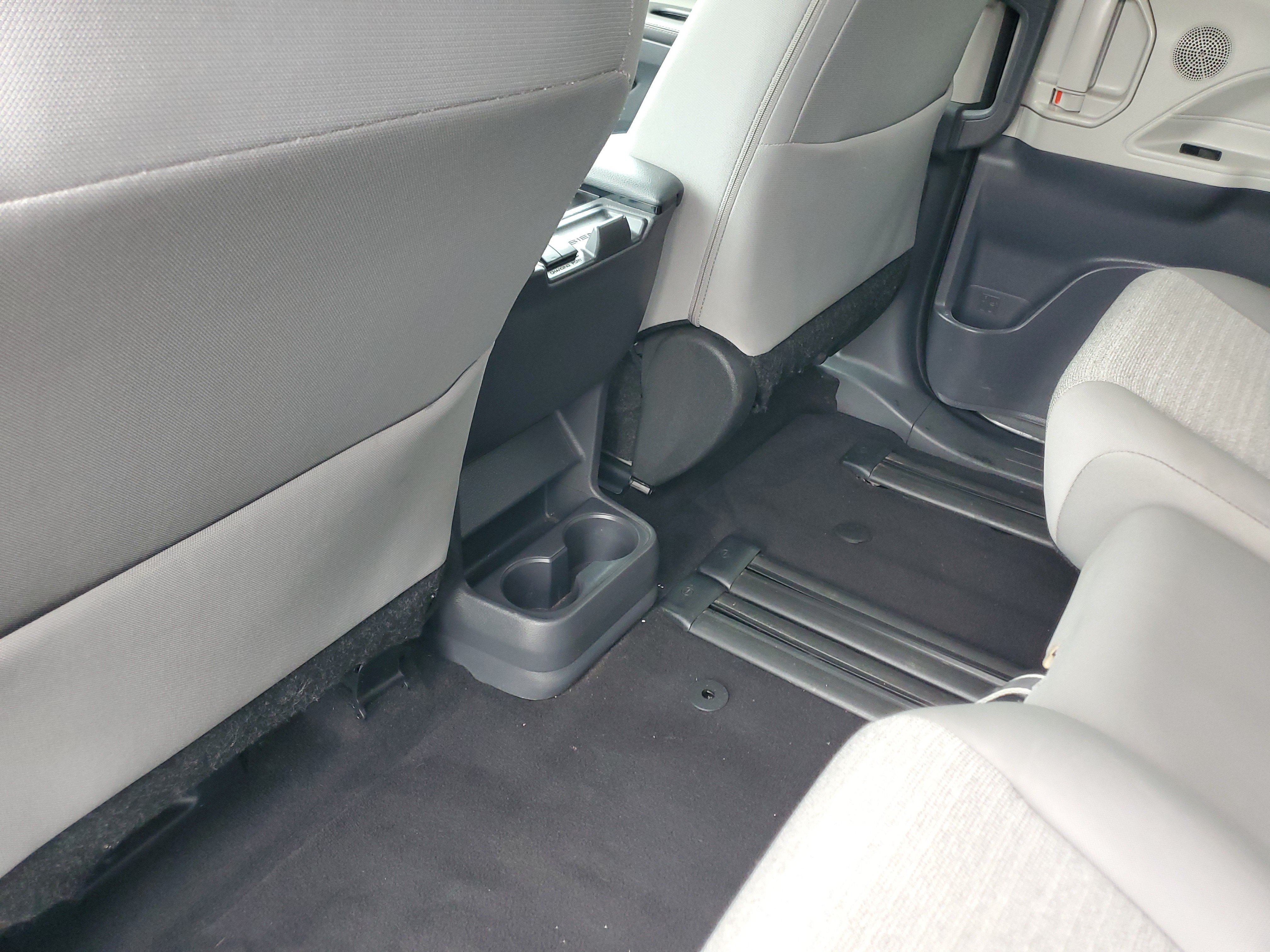 Certified 2024 Toyota Sienna LE FWD image 12