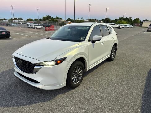 Used 2024 MAZDA CX-5 AWD 2.5 S w/ Select Package image 4
