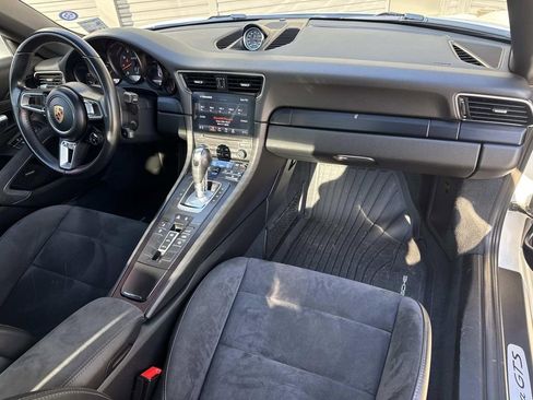 Used 2019 Porsche 911 Carrera GTS image 18