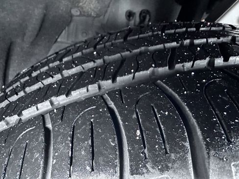 Used 2024 Acura MDX SH-AWD w/ Technology Package image 15