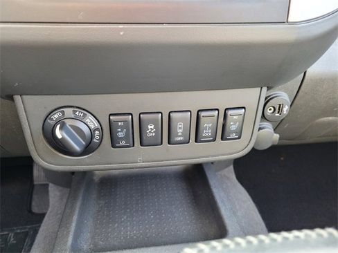 Used 2019 Nissan Frontier PRO-4X w/ Pro-4x Luxury Package image 28