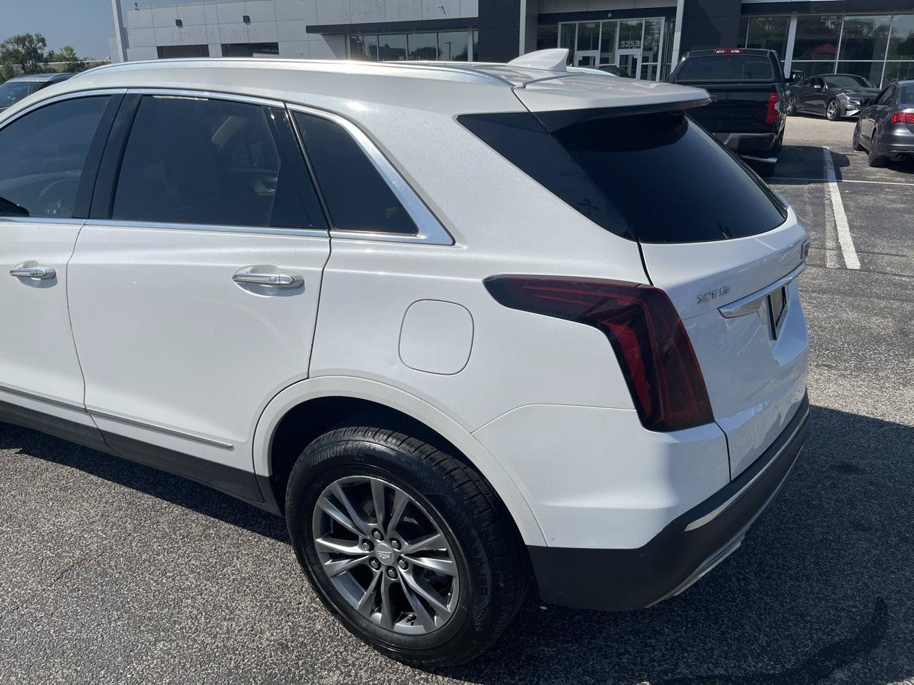 Used 2021 Cadillac XT5 Premium Luxury FWD image 13