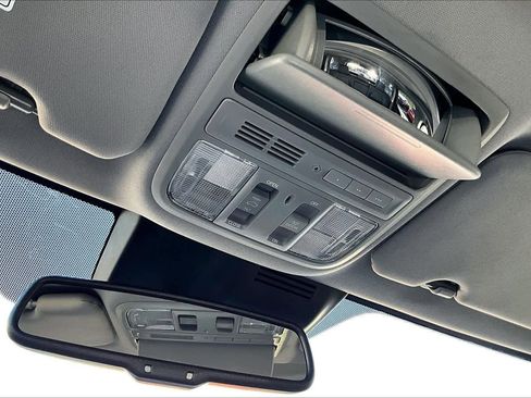 Used 2021 Honda CR-V Touring image 34