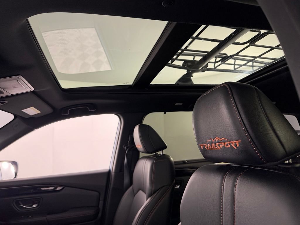 Used 2023 Honda Pilot TrailSport image 16