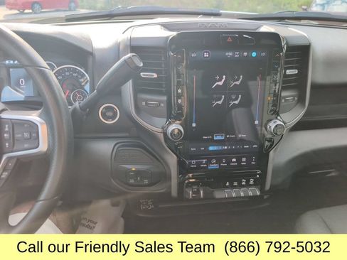 Used 2025 RAM 2500 Tradesman AWD/4WD image 17