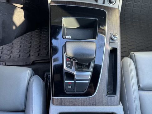 Used 2023 Audi Q5 2.0T Premium w/ Convenience Package image 20