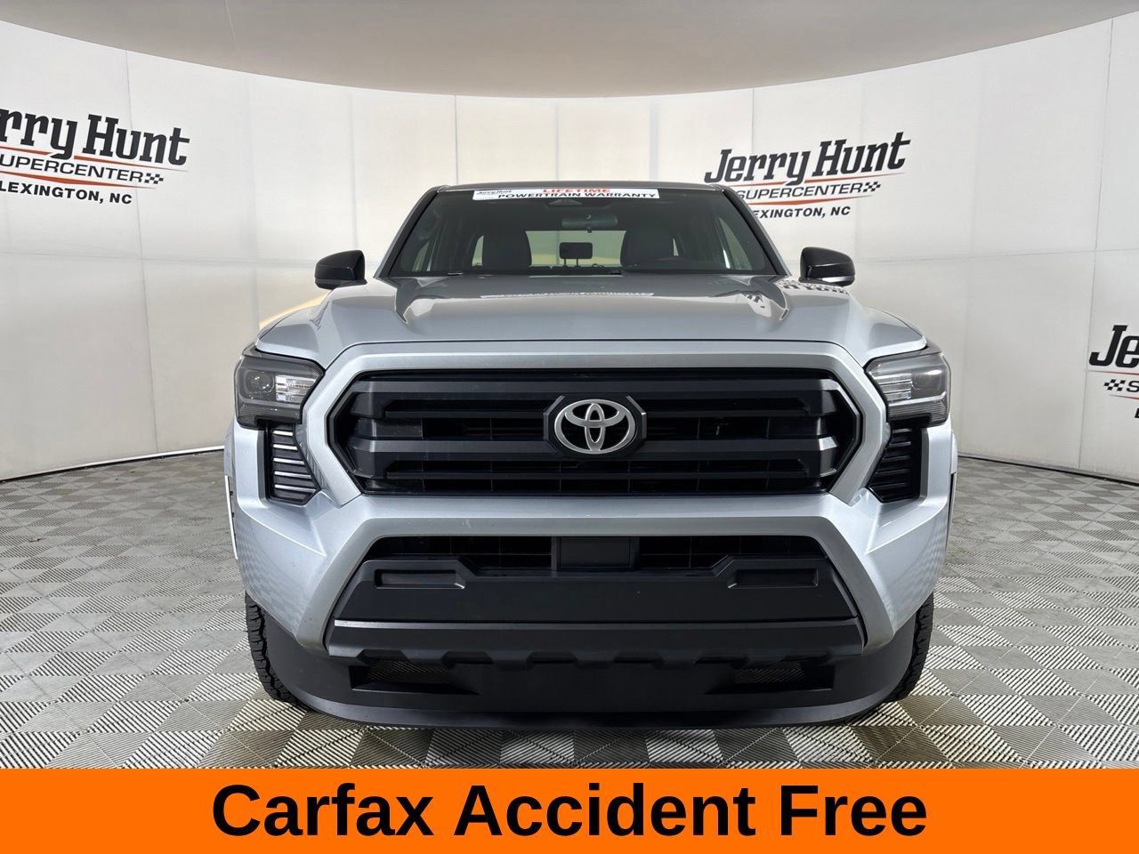 Used 2024 Toyota Tacoma SR RWD image 3