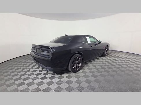 Used 2018 Dodge Challenger R/T Plus RWD image 38